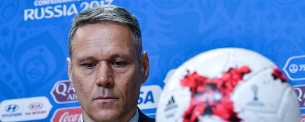 فن باستن - اسپوتنیک افغانستان  