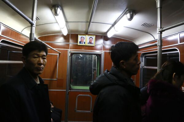مترو در پیونگ یانگ کوریای شمالی
 - اسپوتنیک افغانستان  