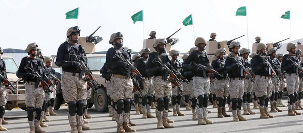 پرتاب راکت زلزال ۱ به پایگاه نظامیان سعودی در نزدیکی یمن پرتاب راکت زلزال ۱ به پایگاه نظامیان سعودی در نزدیکی یمن - اسپوتنیک افغانستان