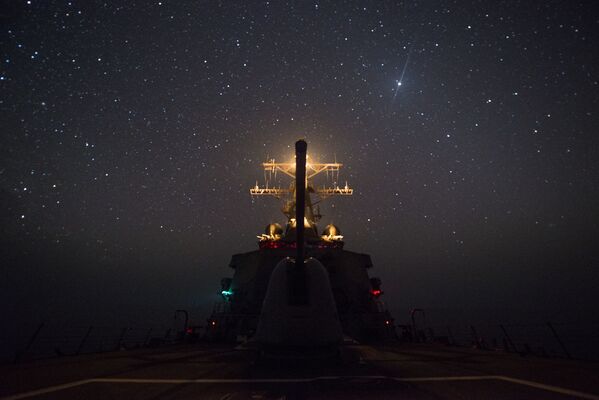 کشتی جنگی  آمریکا درخلیج عدن. - اسپوتنیک افغانستان  