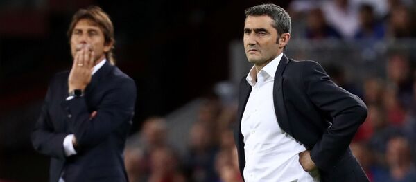 Тренер Барселоны Эрнесто Вальверде и тренер Интера тренер Антонио Конте Тренер Барселоны Эрнесто Вальверде и тренер Интера тренер Антонио Конте - اسپوتنیک افغانستان