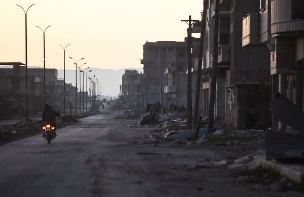 نمایی از شهر جنگ زده «خان شیخون» سوریه - اسپوتنیک افغانستان  