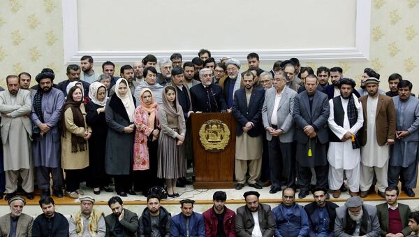 هیات شش نفری مذاکره کننده صلح با طالبان دسته «ثبات و همگرایی» - اسپوتنیک افغانستان  