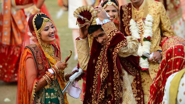 خانواده‎های خوشبخت، ازدواج دسته جمعی در هند - اسپوتنیک افغانستان  