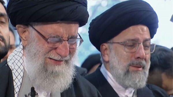 رهبر مذهبی ایران در مراسم میلیونی وداع  با پیکر سردارسلیمانی در تهران   - اسپوتنیک افغانستان  