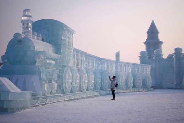فستیوال مجسمه های یخی در چین. - اسپوتنیک افغانستان  