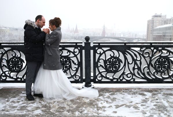  مسکو پایتخت روسیه مثل عروس سفید پوش شده است - اسپوتنیک افغانستان  