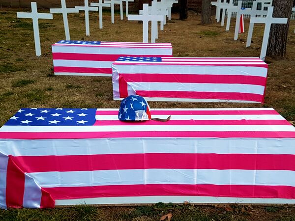 قبرستان سربازان امریکایی در تهران به روایت تصویر - اسپوتنیک افغانستان  