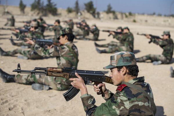 محصلین آکادمی نظامی زنان در دمشق - اسپوتنیک افغانستان  