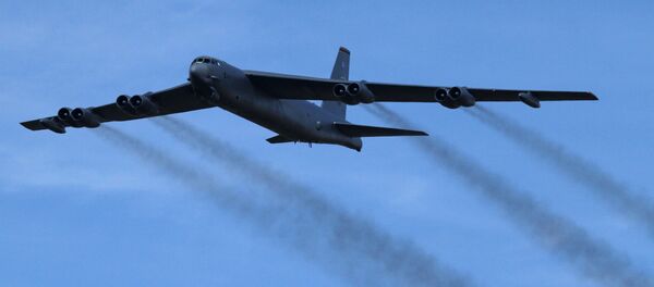 طیاره بمب افکن استراتیژیکی Boeing B-52H Stratofortress 4 طیاره بمب افکن استراتیژیکی Boeing B-52H Stratofortress 4 - اسپوتنیک افغانستان