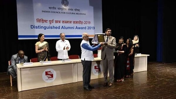 هندوستان جایزه Alumni Award 2019 را به وزیر معارف افغانستان داد - اسپوتنیک افغانستان  