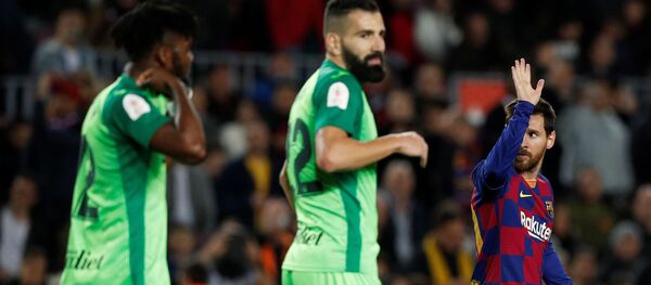 Лионель Месси празднует забитый гол Лионель Месси празднует забитый гол - اسپوتنیک افغانستان