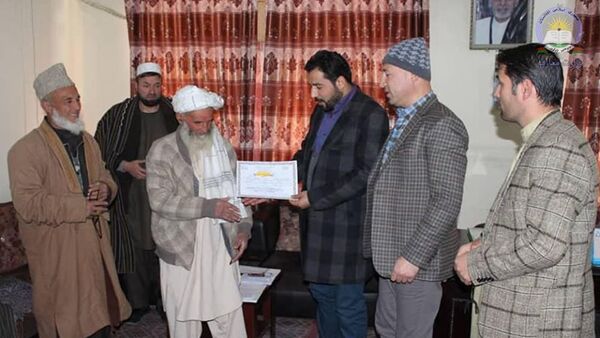 سپاسگزاری از مردی که زمین اش را برای ساخت مکتب اهدا کرد - اسپوتنیک افغانستان  