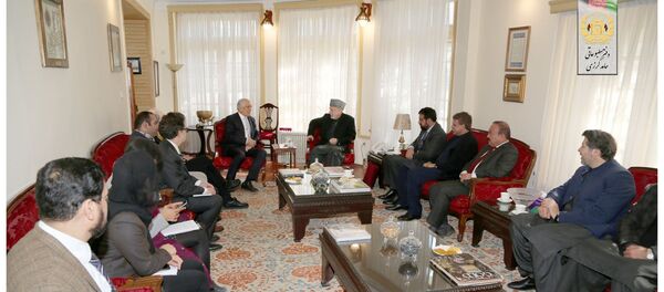 خلیل‌زاد با حامد کرزی دیدار کرد  - اسپوتنیک افغانستان  