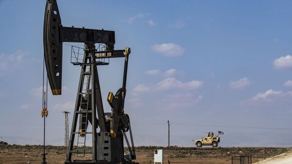 ادامه سقوط بهای نفت؛ قیمت نفت تا ۲ دالر در امریکا سقوط کرد - اسپوتنیک افغانستان  