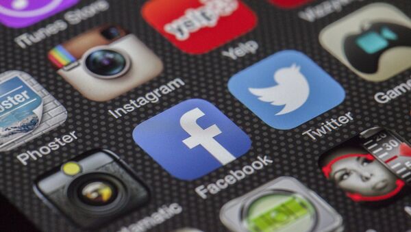 فیسبوک و توییتر در روسیه محاکمه می‌شوند - اسپوتنیک افغانستان  