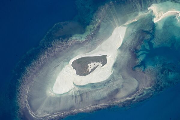 تصویر جزیره عادل – گرفته شده از فضا - اسپوتنیک افغانستان  