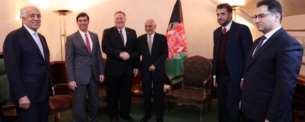 اشرف غنی با مقامات امریکایی در آلمان دیدار کرد - اسپوتنیک افغانستان  