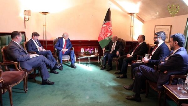 اشرف غنی با زلمی خلیلزاد ملاقات کرد – نشست مونیخ - اسپوتنیک افغانستان  
