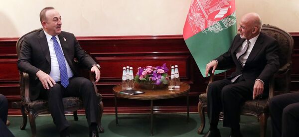 چاوش اوغلو در دیدار با اشرف غنی: ترکیه در افغانستان میماند چاوش اوغلو در دیدار با اشرف غنی: ترکیه در افغانستان میماند - اسپوتنیک افغانستان