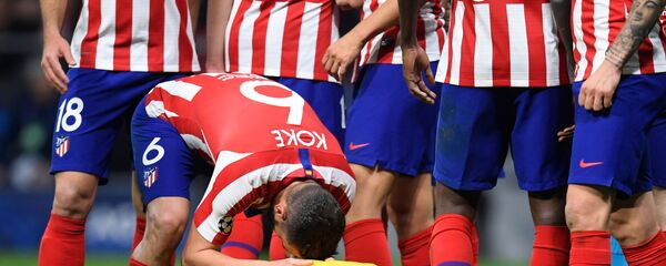 Команда Атлетико Мадрид на матче с Ливерпулем в Мадриде Команда Атлетико Мадрид на матче с Ливерпулем в Мадриде - اسپوتنیک افغانستان