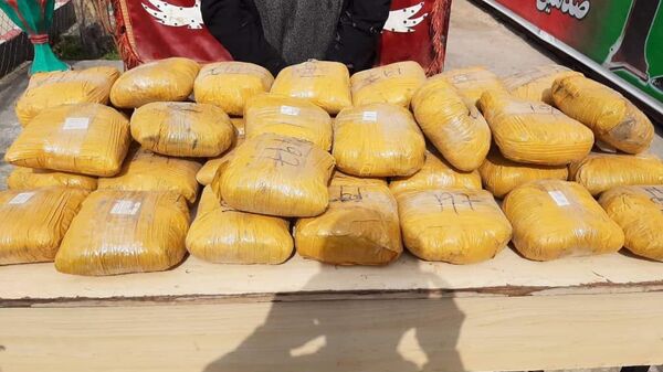 بیش از 300 کیلو گرام مواد مخدر در ننگرهار کشف شد  - اسپوتنیک افغانستان  