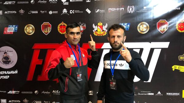 مصاحبه احمد فواد آریا و سمیع‌الله فراجی قبل از آغاز مسابقه در مقابل حریفان روسی شان - اسپوتنیک افغانستان  