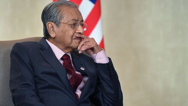 نخست وزیر مالزیا استعفا داد  - اسپوتنیک افغانستان  