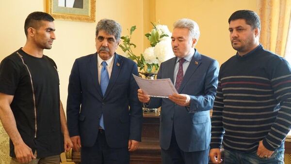 فواد آریا و سمیع سراجی مورد تقدیر سفارت افغانستان در مسکو قرار گرفتند - اسپوتنیک افغانستان  