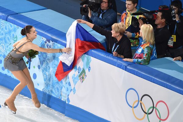 آدلینا سوتنیکووا ستاره رقص روی یخ روسیه - اسپوتنیک افغانستان  