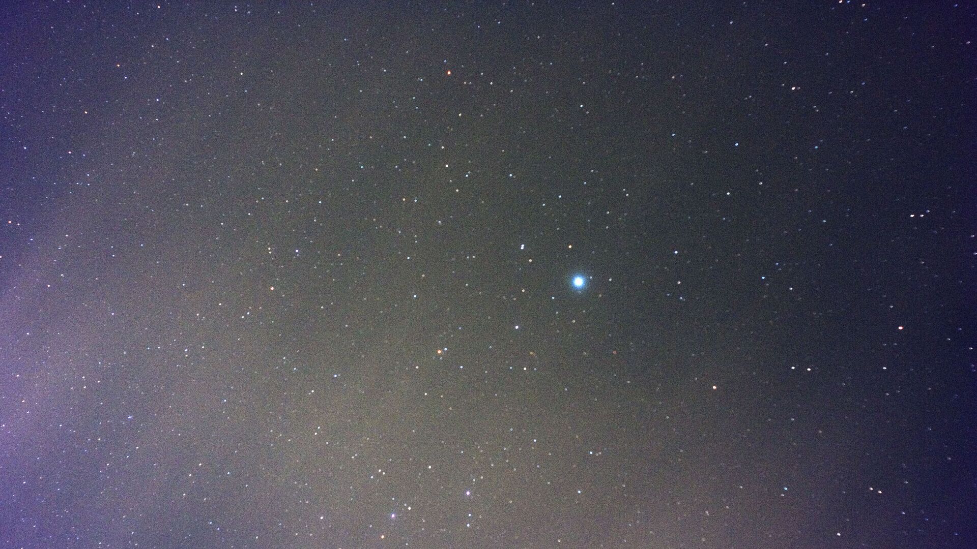 Вид на созвездие Лиры в небе - اسپوتنیک افغانستان  , 1920, 19.03.2022