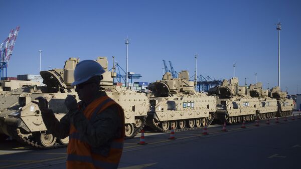 Военная техника армии США после разгрузки в порту Гданьска, Польша - اسپوتنیک افغانستان  