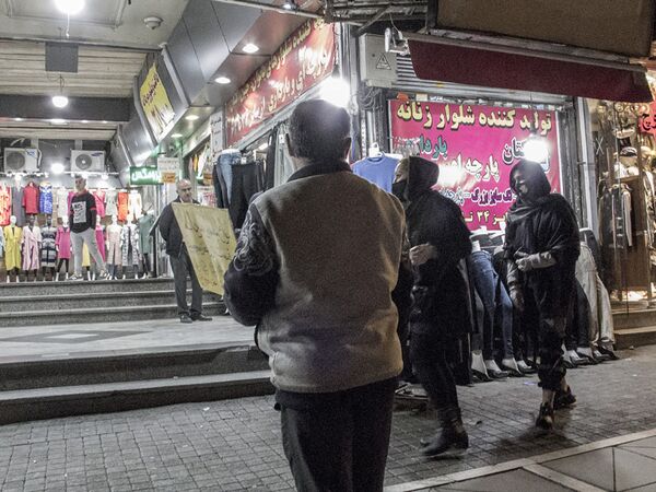وضعیت بازارهای تهران در ارتباط با کرونا ویروس - اسپوتنیک افغانستان  
