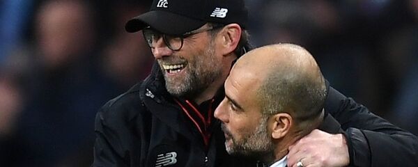 Manchester City - Liverpool maçı sonrası Pep Guardiola ile Jürgen Klopp (solda) Manchester City - Liverpool maçı sonrası Pep Guardiola ile Jürgen Klopp (solda) - اسپوتنیک افغانستان