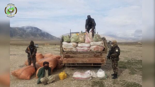 کشف بیش از 5 تُن مواد انفجاری طالبان در ولایت سمنگان توسط امنیت ملی  - اسپوتنیک افغانستان  