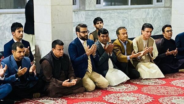 حمدالله محب برای غمشریکی با افغان‌های اهل هنود به درمسال رفت - اسپوتنیک افغانستان  