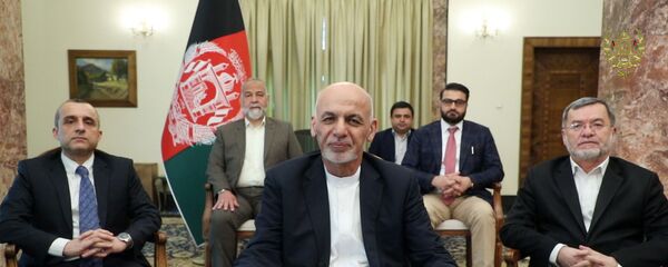 اشرف غنی هیاتی را برای بررسی قتل مسافران افغان تعیین کرد - اسپوتنیک افغانستان  