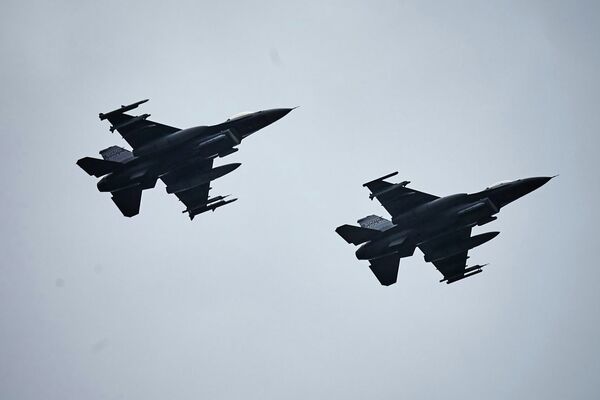 ناتو جنگ در افغانستان را می بازد ناتو جنگ در افغانستان را می بازد - اسپوتنیک افغانستان