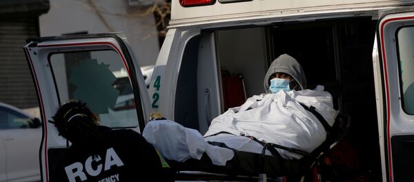 شمار قربانیان ویروس کرونا در امریکا از مرز یک هزار و 700 نفر فراتر رفت شمار قربانیان ویروس کرونا در امریکا از مرز یک هزار و 700 نفر فراتر رفت - اسپوتنیک افغانستان