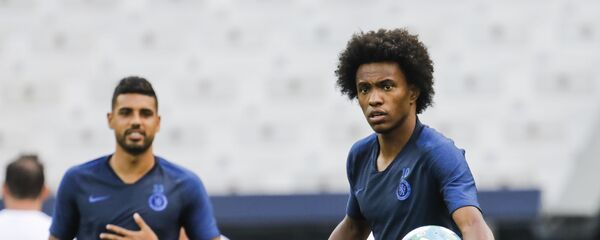 ویلیان بازیکن برزیلی چلسی  Футбол. Суперкубок УЕФА. Тренировка судей ویلیان بازیکن برزیلی چلسی  Футбол. Суперкубок УЕФА. Тренировка судей - اسپوتنیک افغانستان