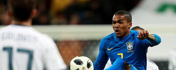 داگلاس کاستا Футбол. Товарищеский матч. Россия - Бразилия - اسپوتنیک افغانستان  