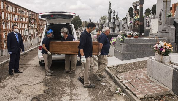 مراسم دفن در ایتالیا - اسپوتنیک افغانستان  