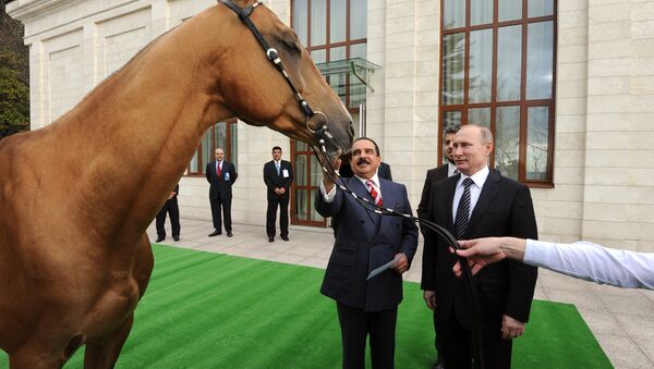 Встреча президента РФ В. Путина с королём Бахрейна Хамадом бен Исой аль-Халифой - اسپوتنیک افغانستان  