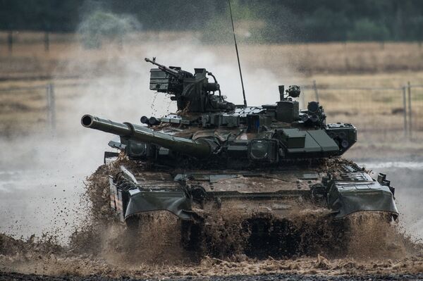 تانک T-90 در سومین همایش بین المللی تکنولوژی انجینری - 2014 در ژوکوفسکی. - اسپوتنیک افغانستان  