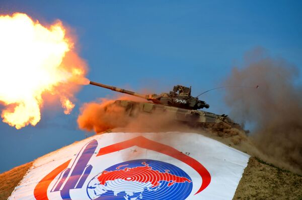 تانک T-90 رویای نهمین نمایشگاه بین المللی تجهیزات و تکنولوژی مدرن 2011 شهر اومسک - اسپوتنیک افغانستان  