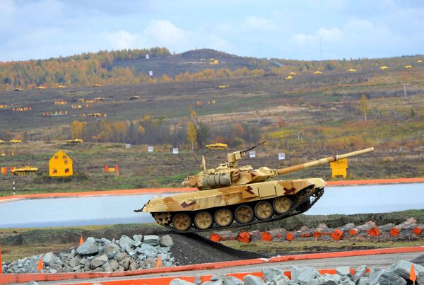 تانک T-90 در نهمین نمایشگاه بین المللی سلاح RussianExpoArms-2013 - اسپوتنیک افغانستان  