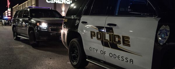 تیر اندازی یک مرد مسلح بر دو افسر پولیس در امریکا تیر اندازی یک مرد مسلح بر دو افسر پولیس در امریکا - اسپوتنیک افغانستان