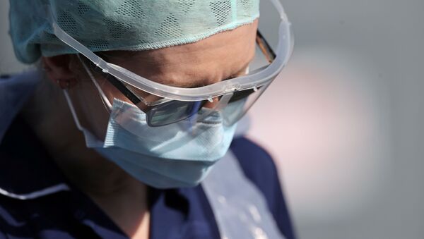 جان باختن 627 بیمار کرونایی در یک شبانه روز در انگلستان - اسپوتنیک افغانستان  