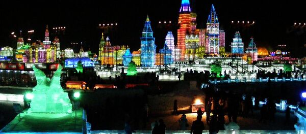 مسدود شدن راههای ورودی و خروجی شهر هاربین چین در پی افزایش شمار مبتلایان کرونا مسدود شدن راههای ورودی و خروجی شهر هاربین چین در پی افزایش شمار مبتلایان کرونا - اسپوتنیک افغانستان