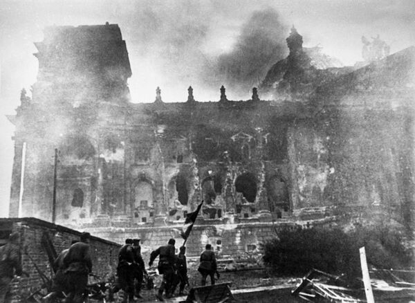 سربازان شوروی در نبرد برای تصرف برلین سال 1945. - اسپوتنیک افغانستان  